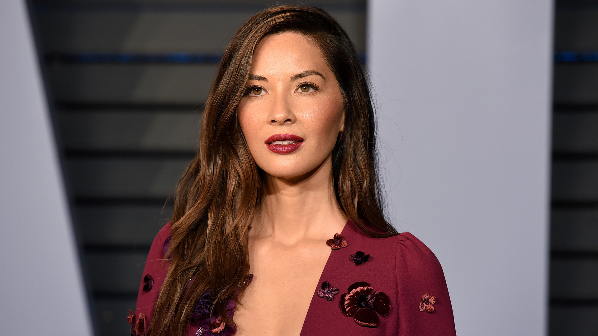 Olivia Munn Trolls Wardrobe Malfunction in Dress StyleCaster