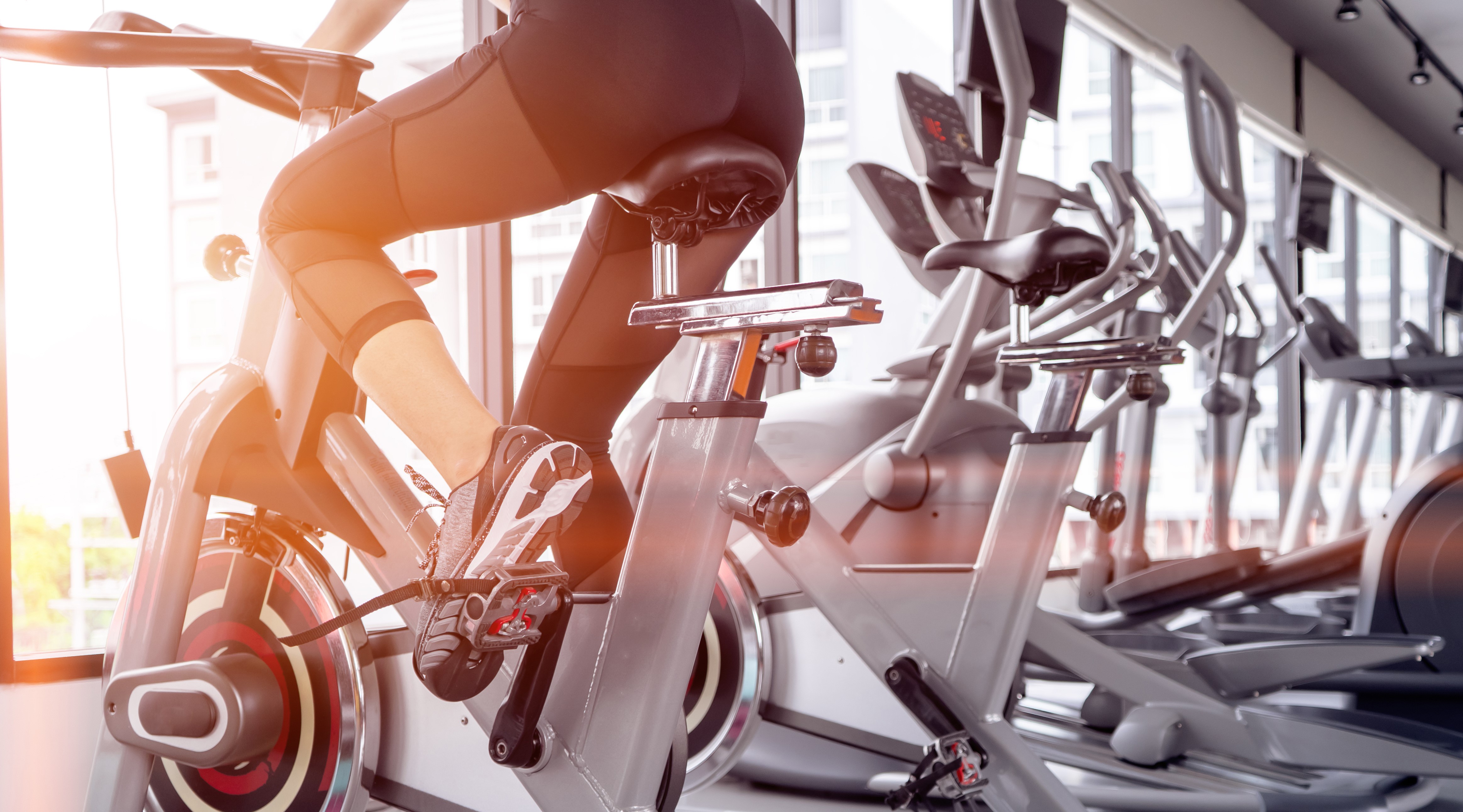 How to Find Best Spinning Shoes For Spin Class 2021 Cycling Shoes StyleCaster