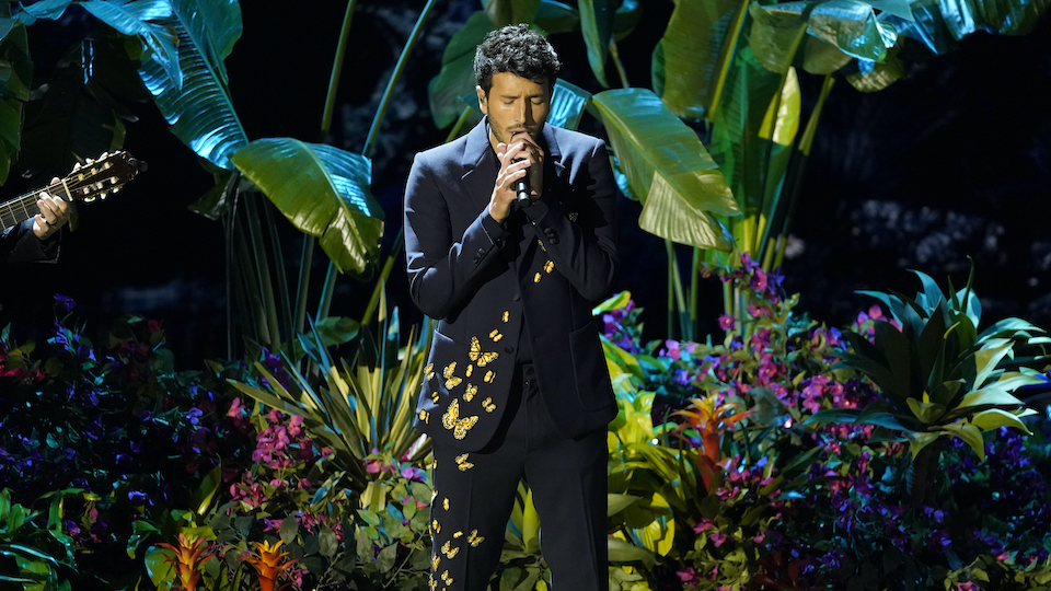 Sebastian Yatra ‘Dos Oruguitas’ Lyrics English Translation, ‘Encanto