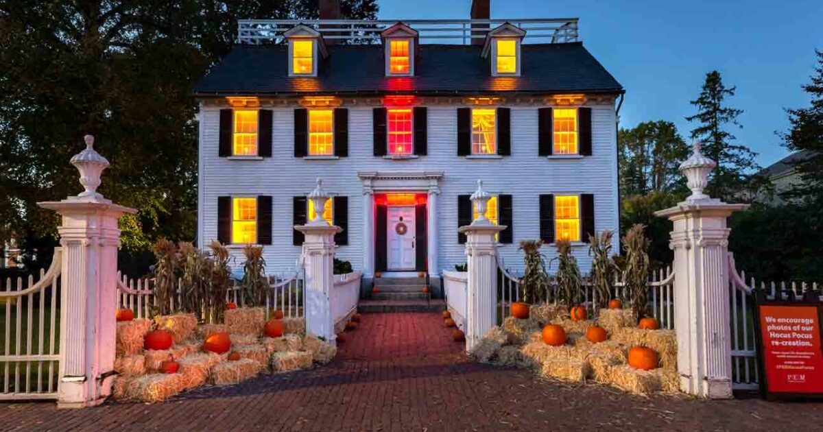 15 Things to Do in Salem, MA During October (When It’s Spooky