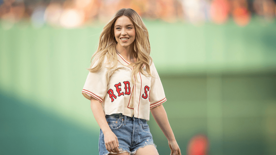 5 Cute Outfit Ideas For Baseball Games StyleCaster