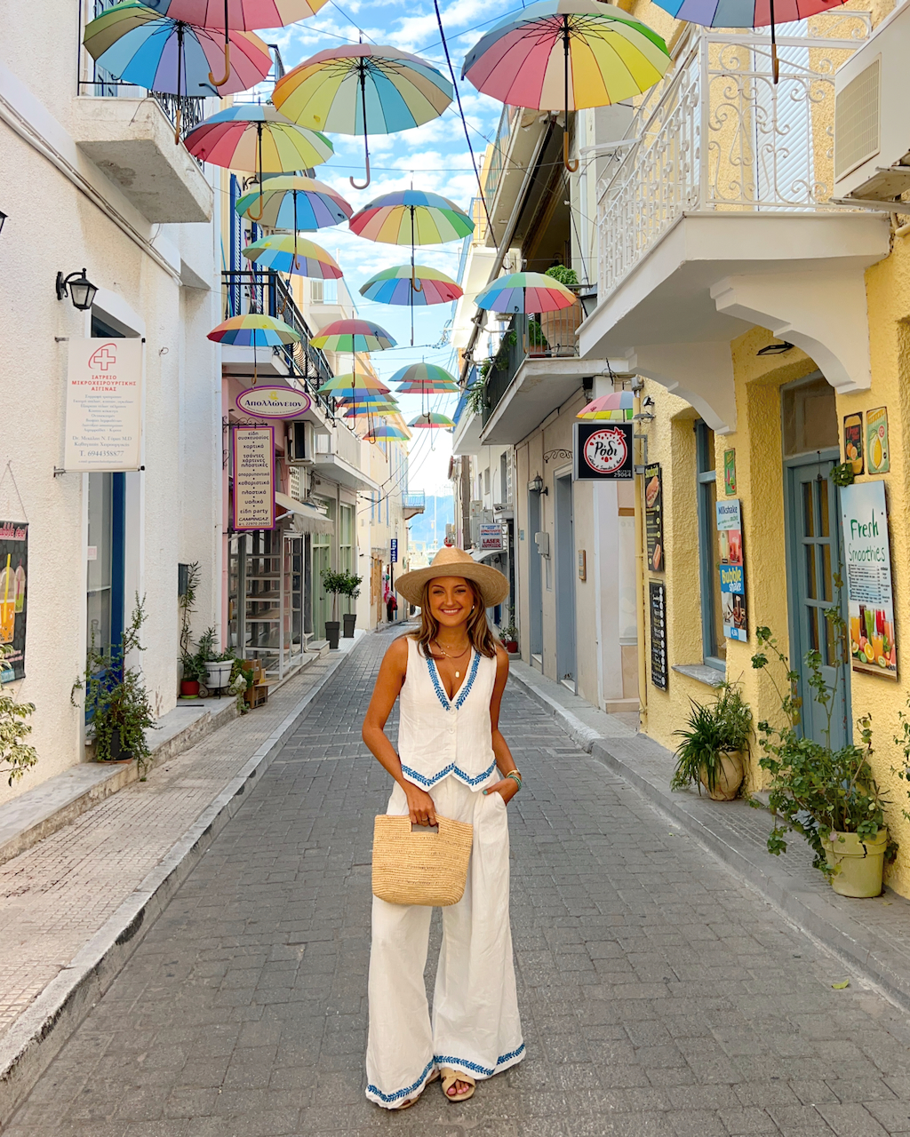 Greece outfit ideas, What to wear in greece, what to wear in Mykonos