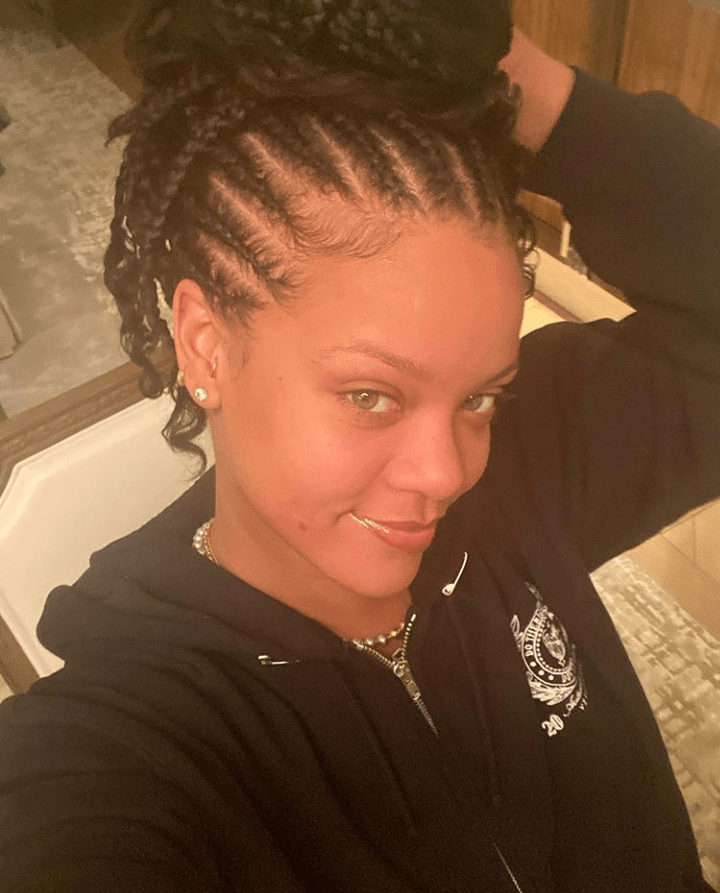 Rihanna’s 'No Makeup' Makeup Look Is The Mood Right Now