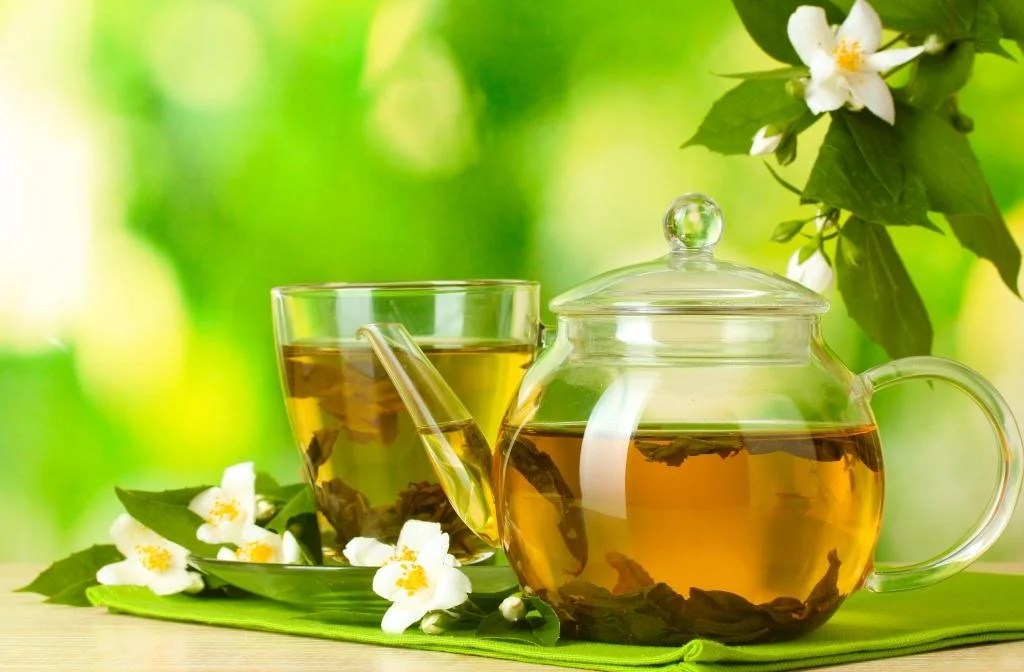 Unveiling the Health Benefits of Green Tea and Honey