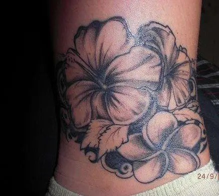15 Fashionable Hibiscus Tattoo Designs | Styles At Life 391_x_437_webp
