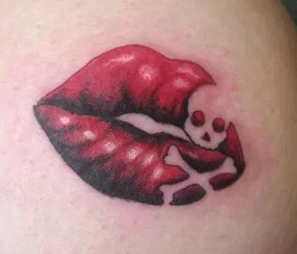 Top 9 Romantic Lip Tattoo Designs With Pictures | Styles At Life 362_x_424_webp