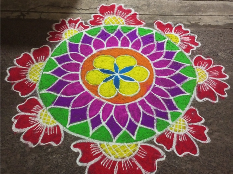 Share more than 77 rangoli for mehndi function super hot seven.edu.vn