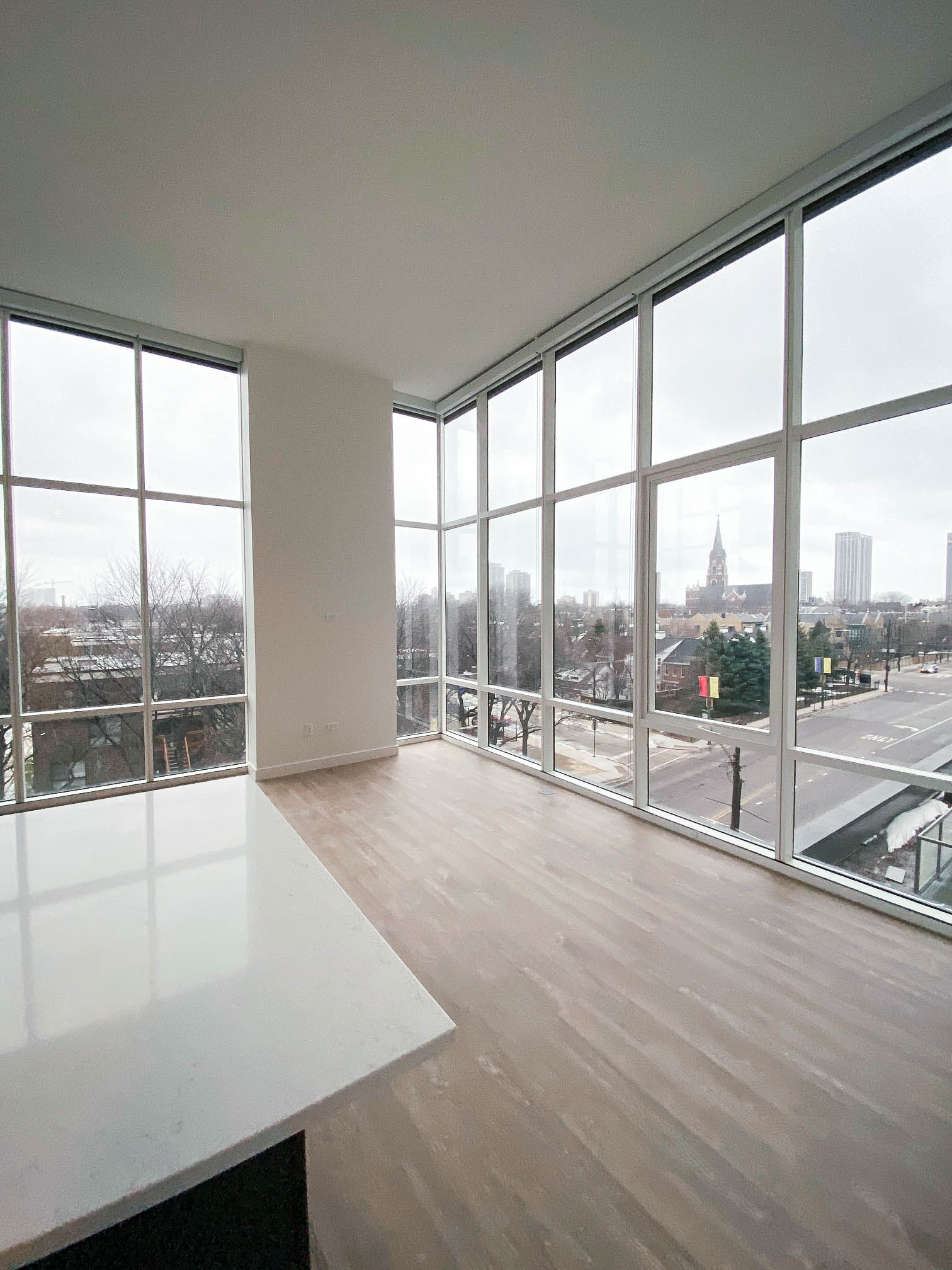 CHICAGO APARTMENT TOURS // PHOTOS AND REVIEWS The Style Scribe