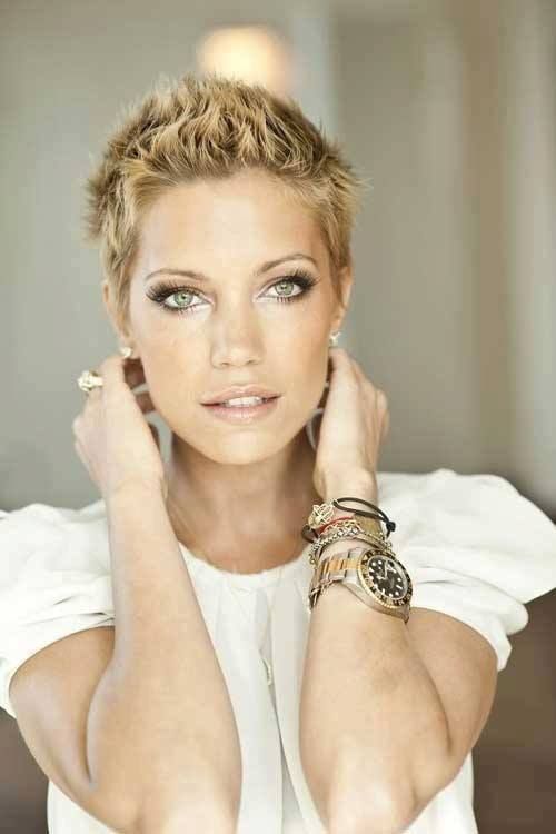 22 Amazing Super Short Haircuts for Women Styles Weekly