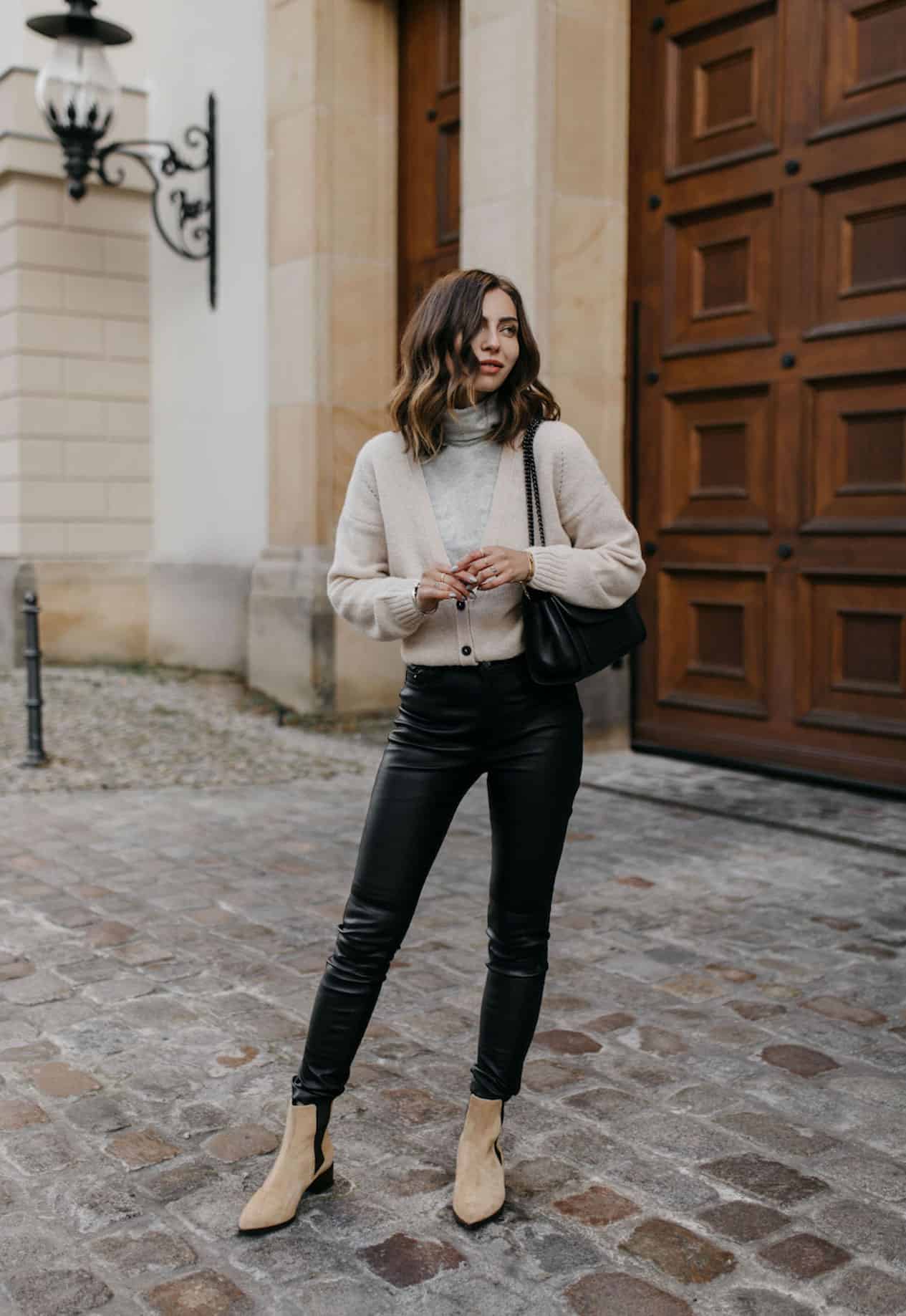 15+ Chic Fall Date Night Outfits You’ll Feel Amazing In!