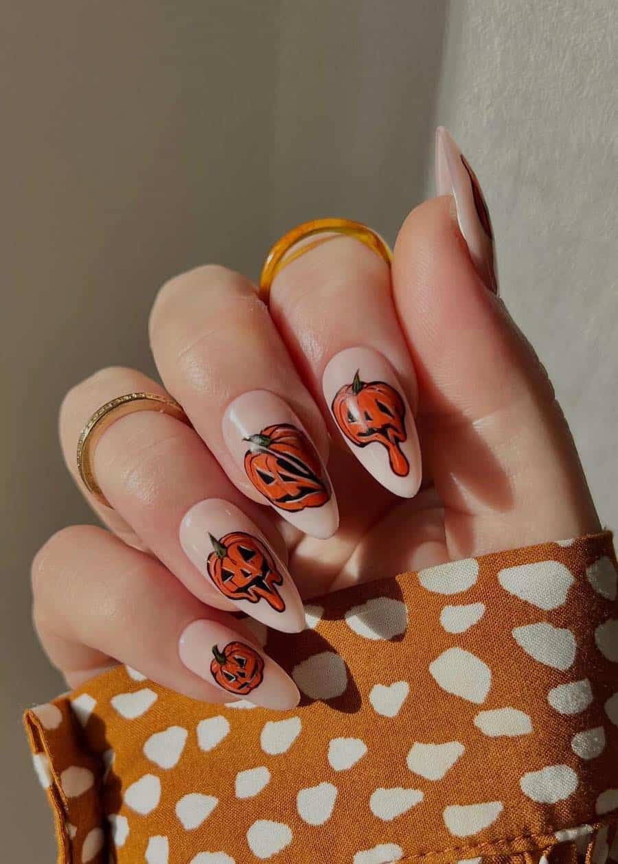 26+ Perfect Pumpkin Nails To Obsess Over This Season (2023)