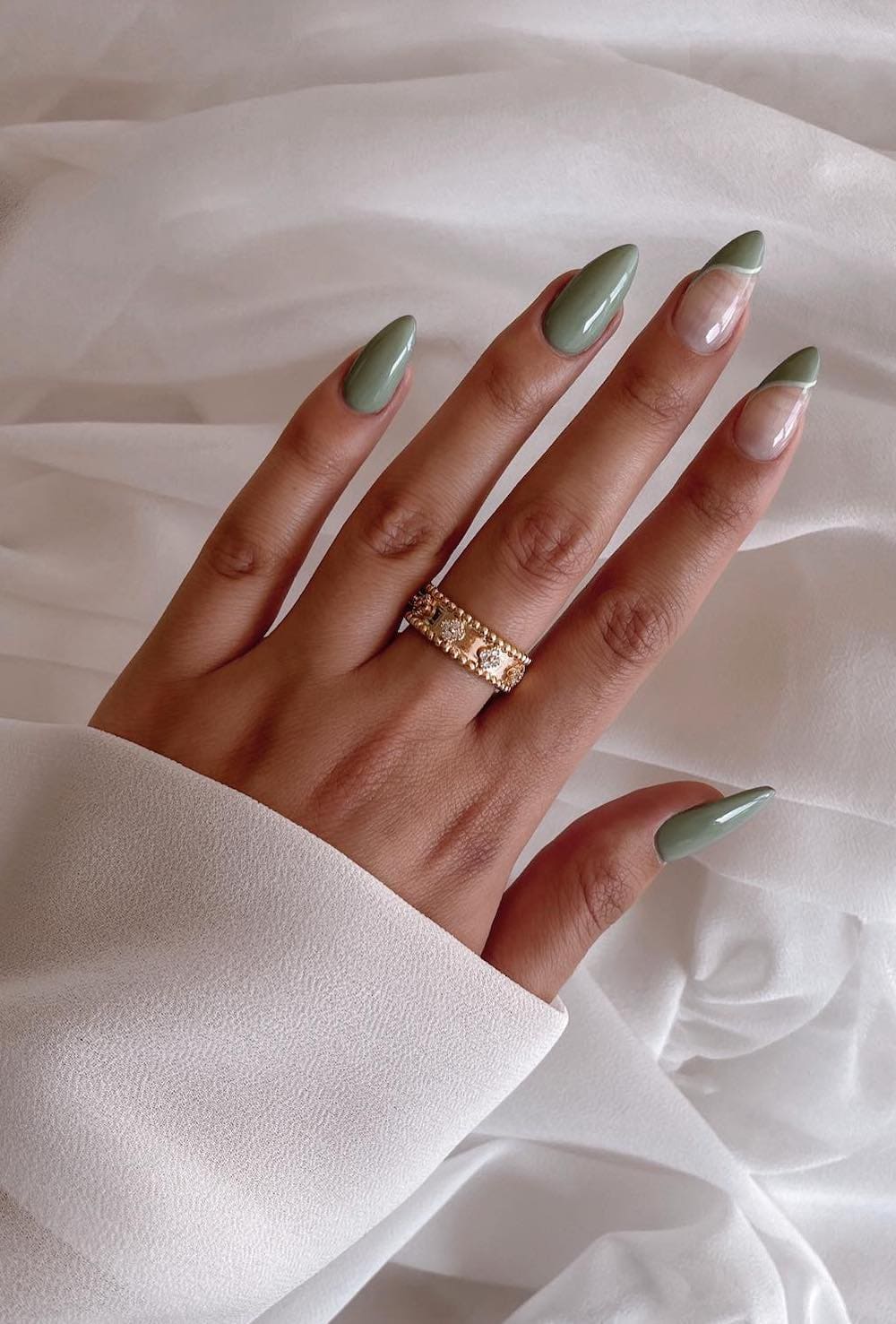 19+ Sage Green Nails To Inspire Your Next Mani [2024]