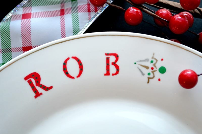 DIY Personalized Dinner Plate Holiday DIY Stylish Cravings