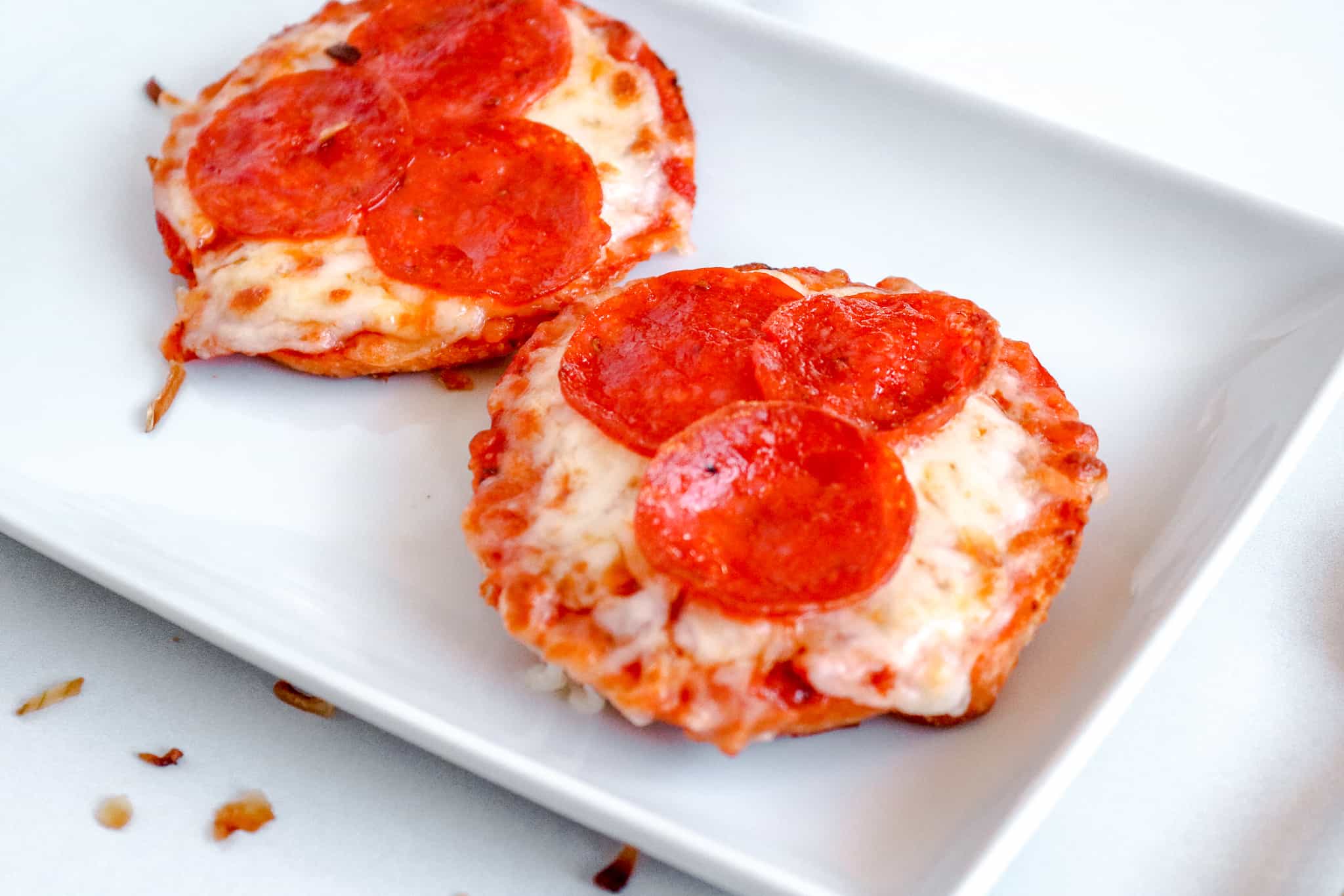 Keto Pizza Bagel Recipe Easy Low Carb Breakfast, Lunch or Dinner