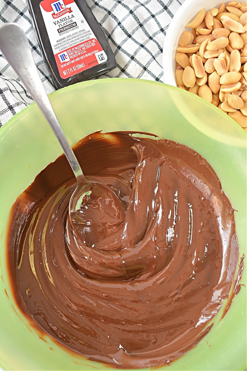 Easy Microwave Keto Peanut Clusters Easy Keto Treat