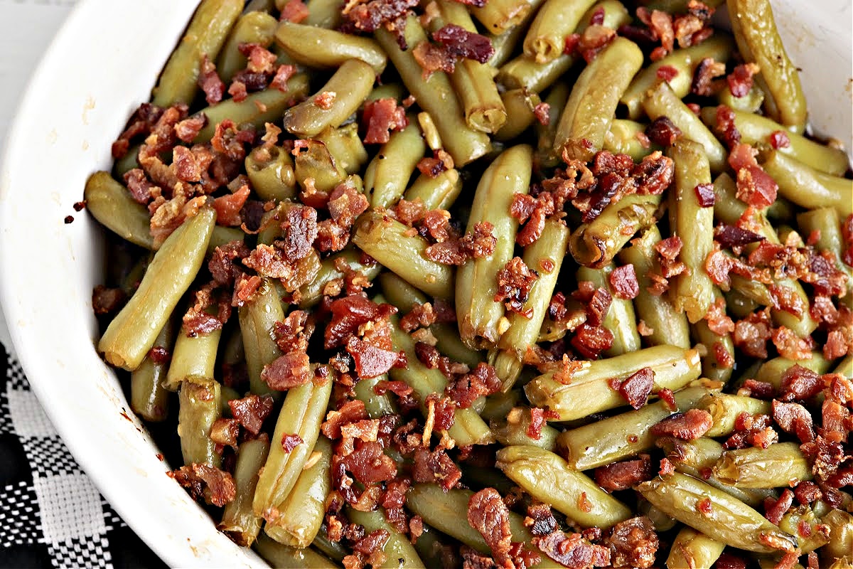 LowCarb Green Beans and Bacon Healthy Side Dish