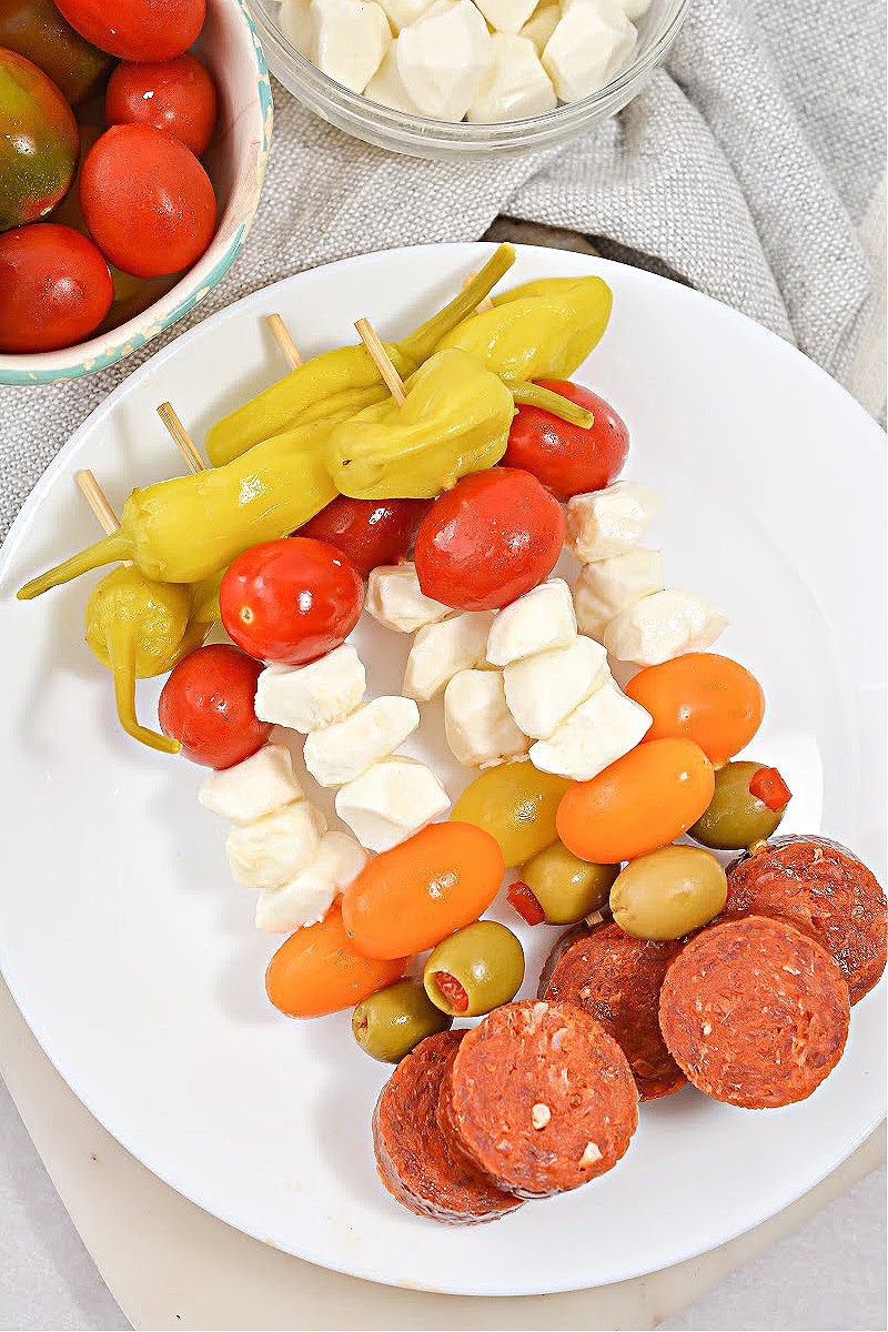 Keto Antipasto Skewers Only 2 Net Carbs Per Serving