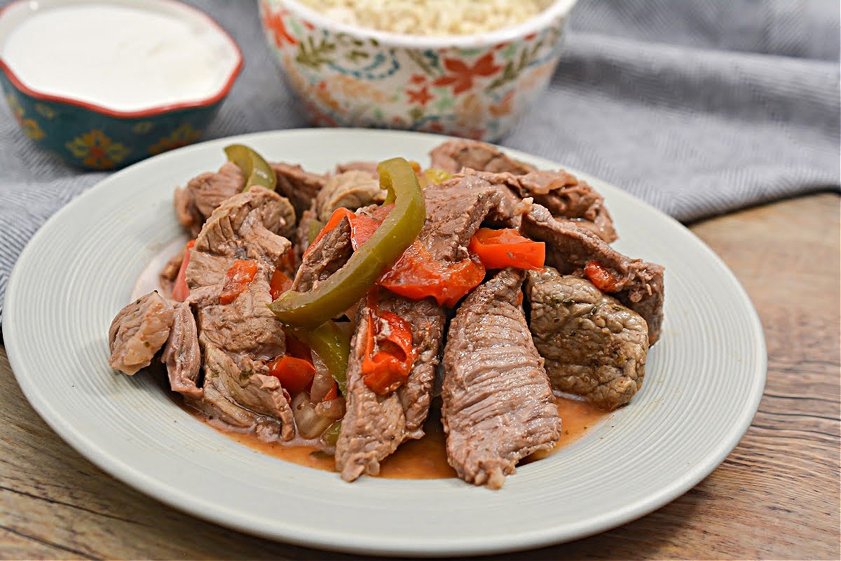 Keto Slow Cooker Steak Fajitas 4 net Carbs Per Serving