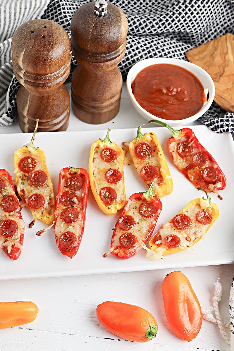 LowCarb Pizza Pepper Poppers Easy Lunch, Snack or Appetizer!