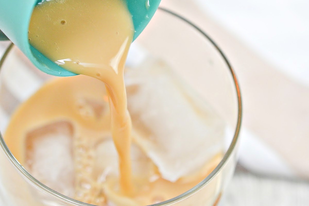 Keto Brown Sugar Shaken Espresso Easy Starbucks Copycat