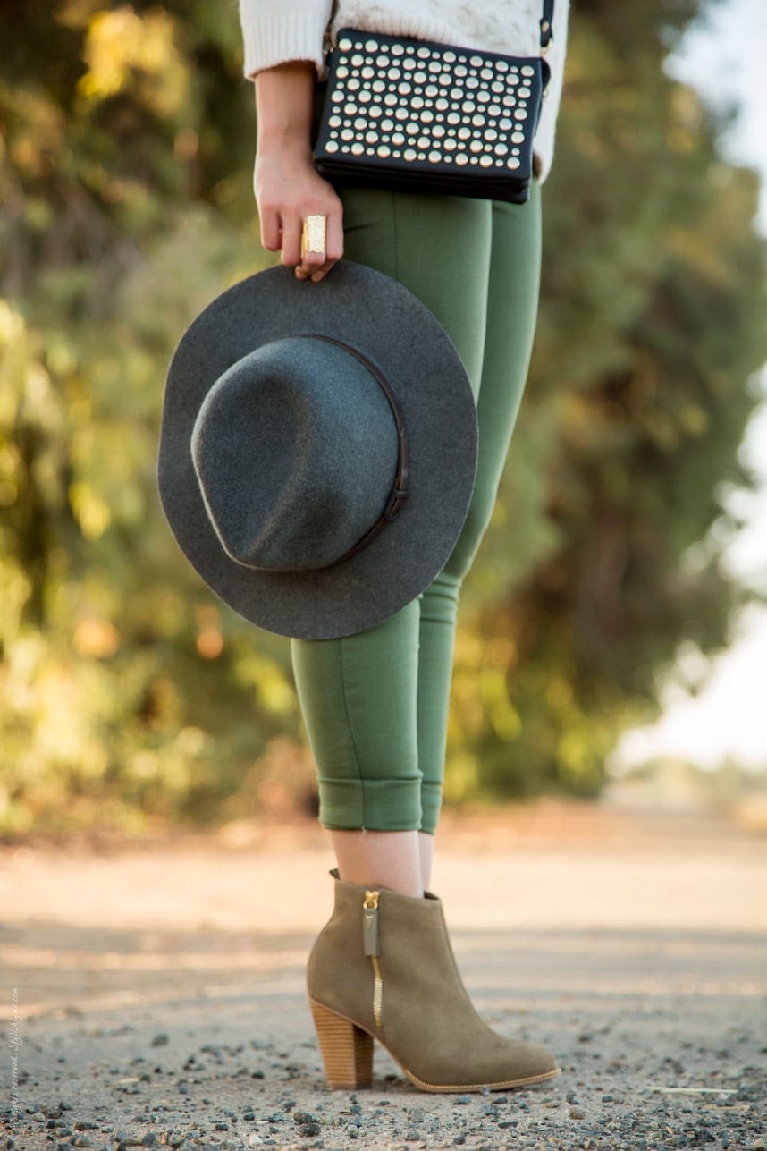 What to Wear With Olive Green Pants This Fall