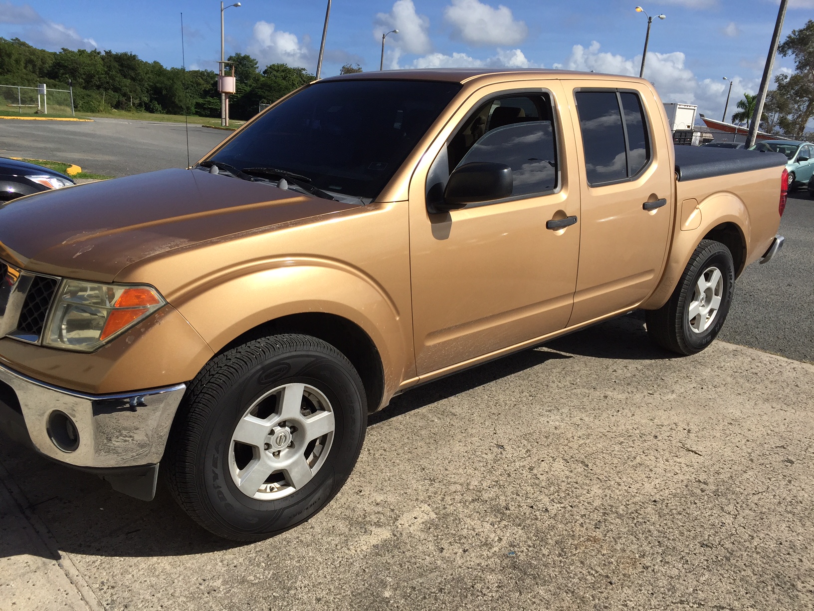 » 2005 Nissan Frontier GOLD #424012