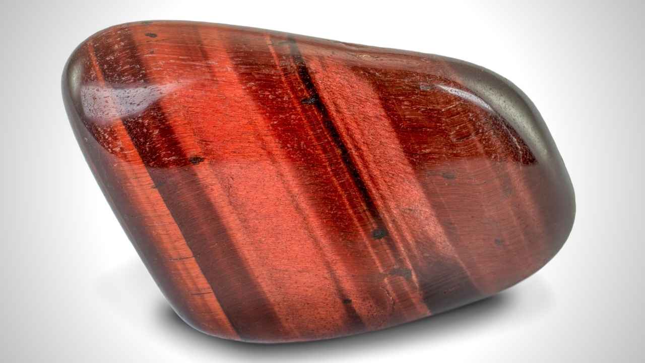 7 Remarkable Red Tigers Eye Metaphysical Meanings & Uses