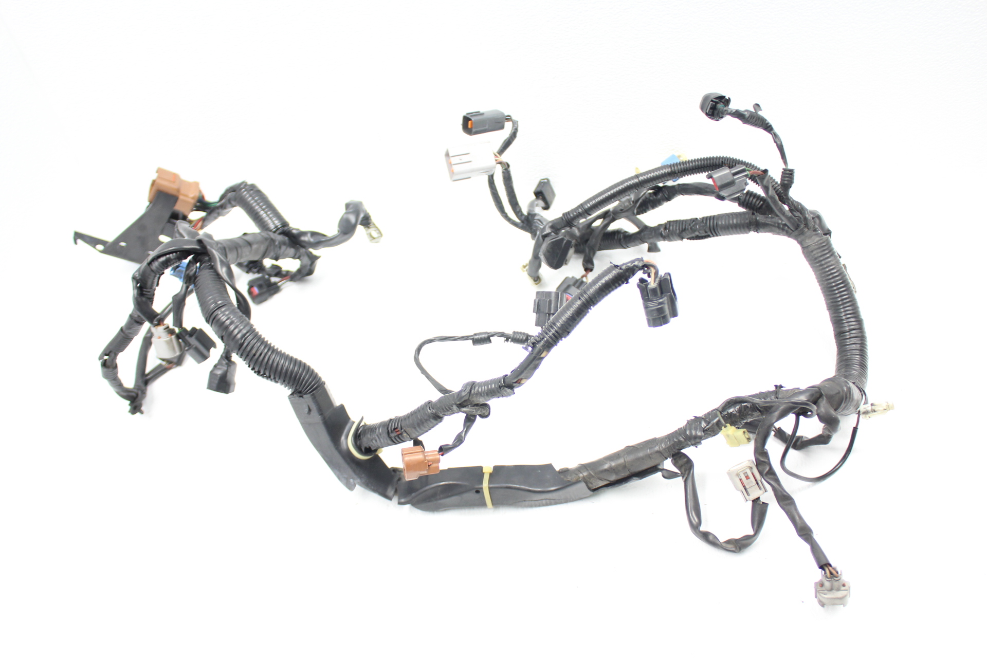 0406 20042006 SUBARU WRX STI ENGINE WIRING HARNESS 24020AD054 EJ257