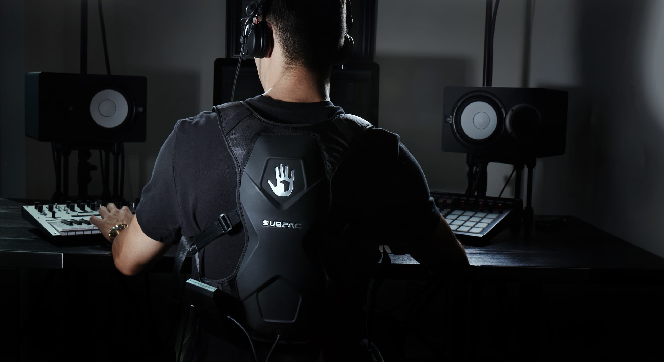 M2X - SUBPAC
