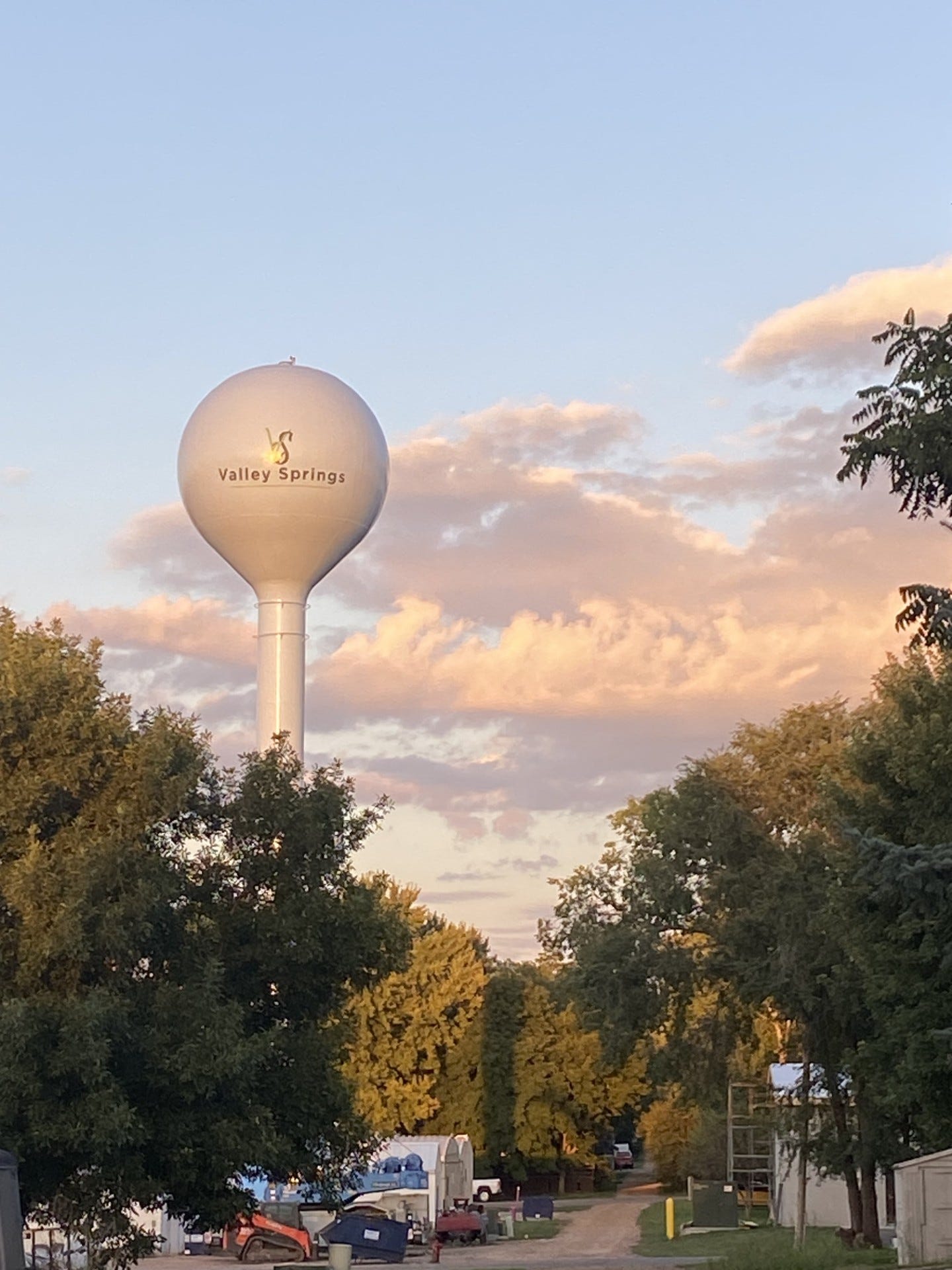 Life in Valley Springs by Mary Yungeberg