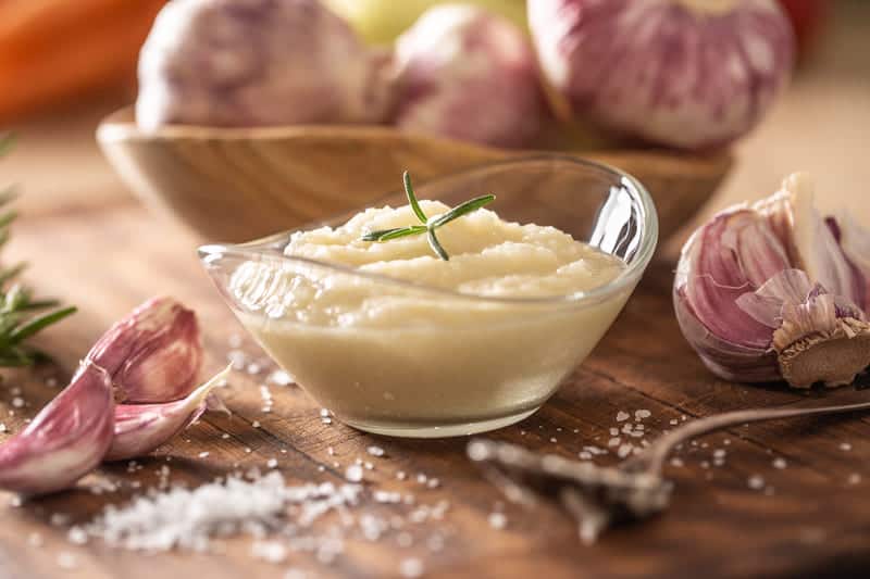 10 Best Substitutes for Garlic Paste Substitute Cooking