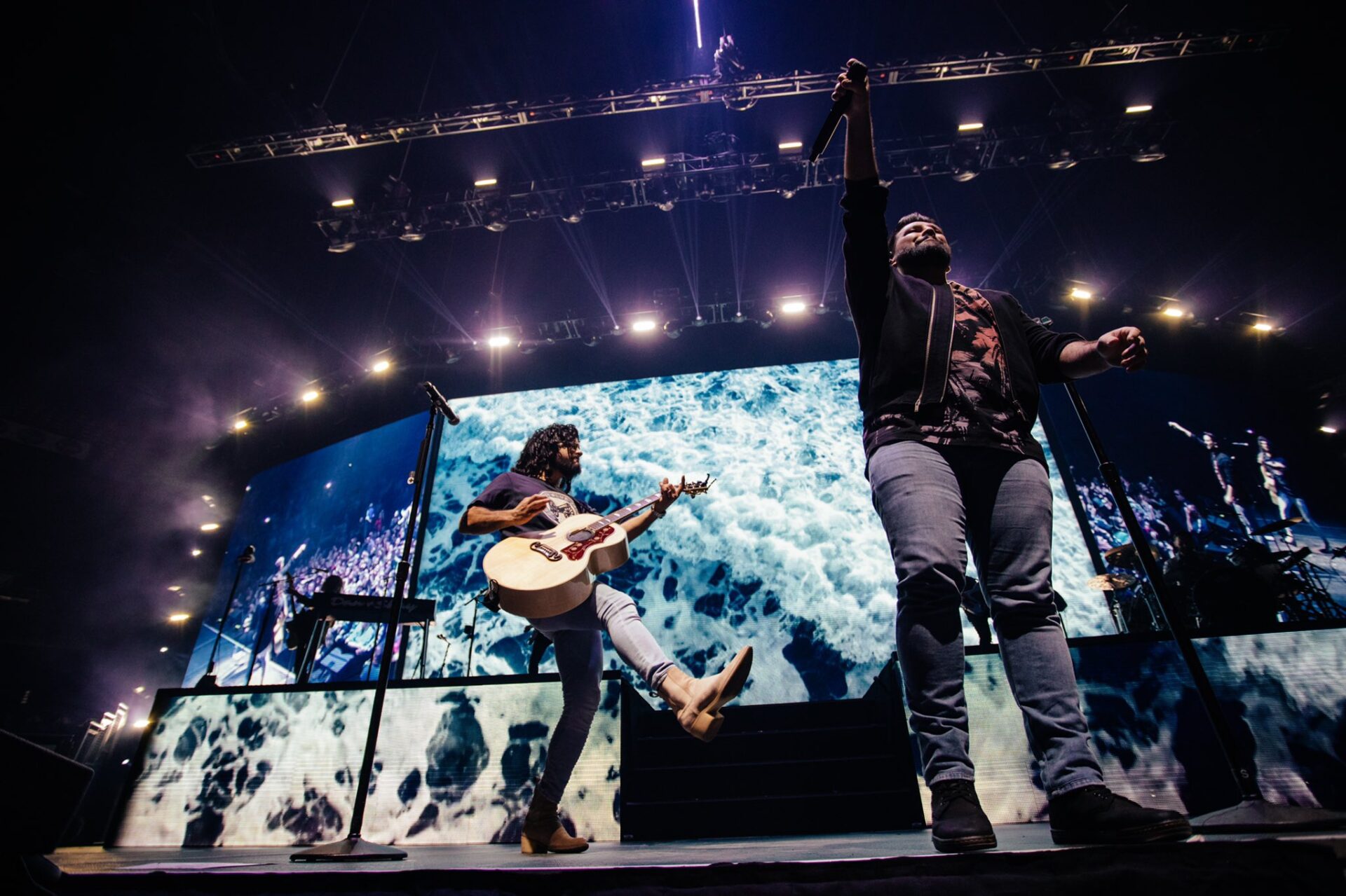 LIVE REVIEW Dan + Shay's first arena tour is an undeniable success