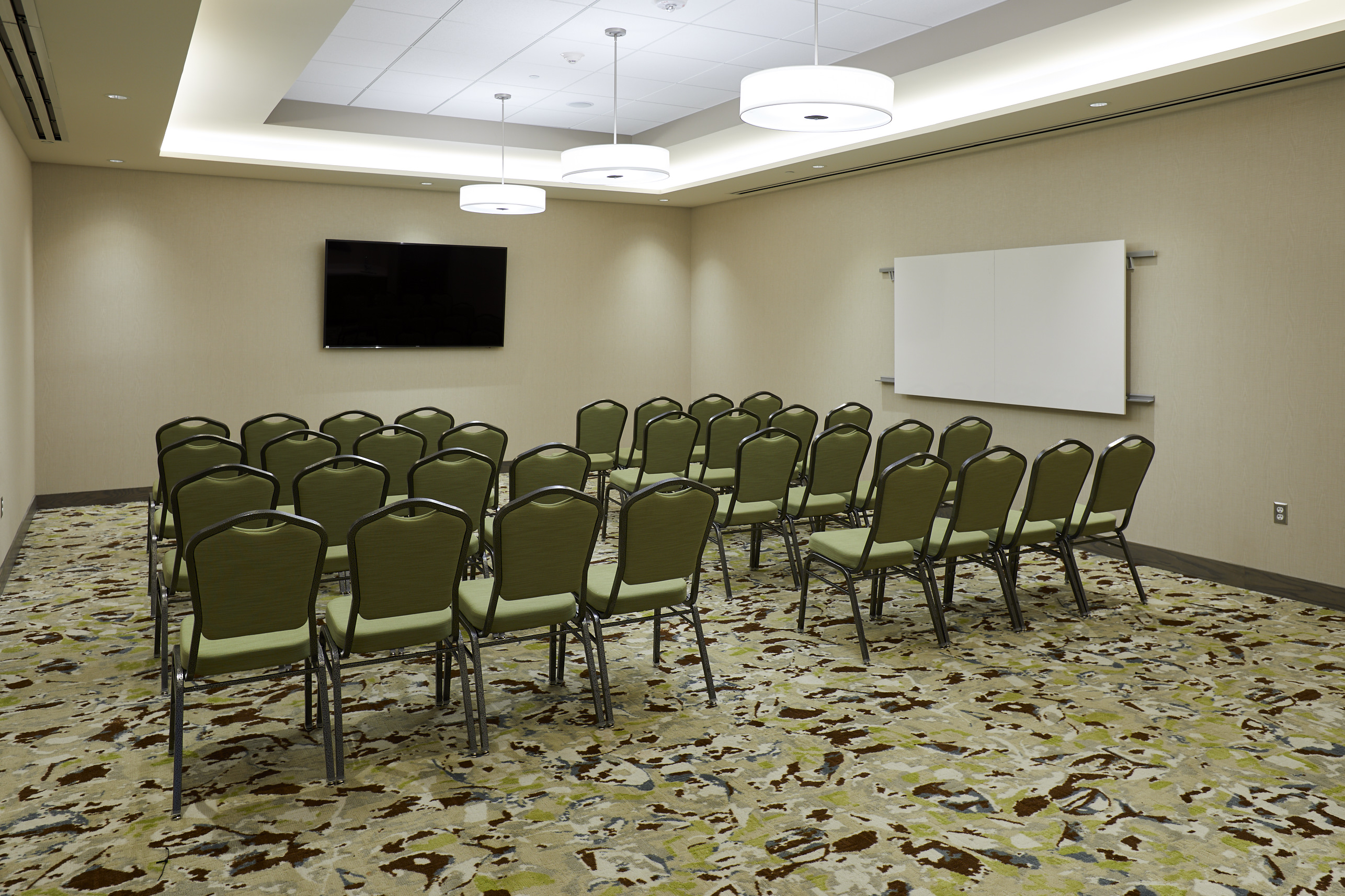 Hilton Garden Inn Grand Rapids East Suburban Inns