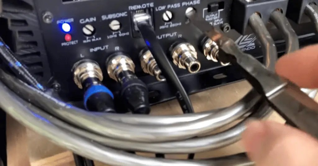 What Is The Subwoofer Phase? SubwooferAddict