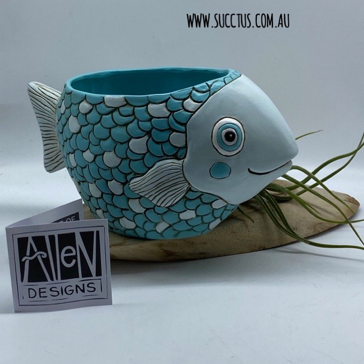 Allen Designs Blue Fish Planter with a drainage hole (25cm x 12.5cm