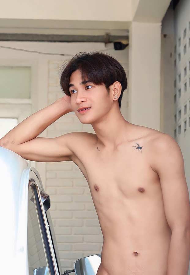 Yoshi onlyfans เซ็กซี่ กระชากใจ สายหื่น ตัวจริง เป้าหวาน