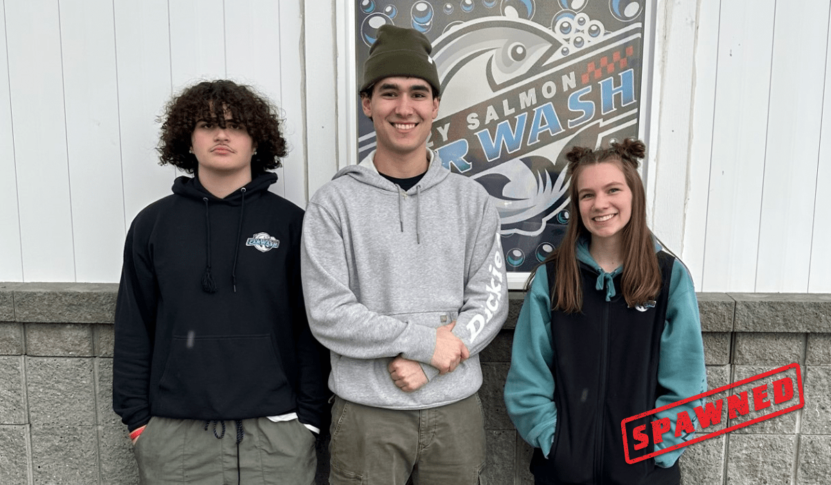 Movers & Shakers Sudzy Salmon Car Wash