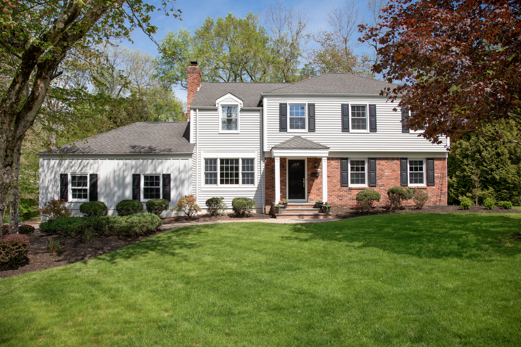 89 Sulfrian Rd, New Providence, NJ 07974 Sue Adler, Realtor