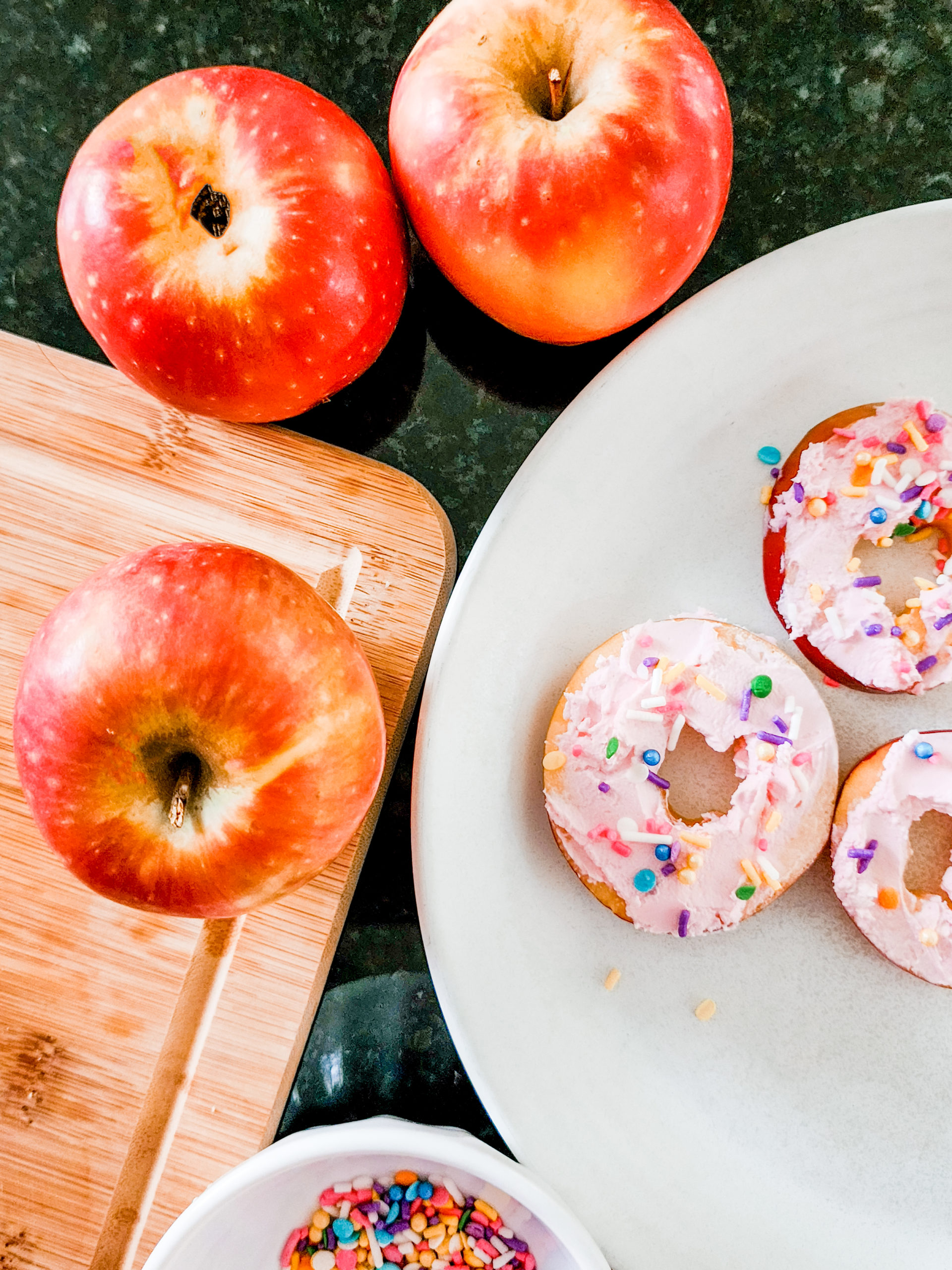 SugarBee® Apples Lake Chelan Apples