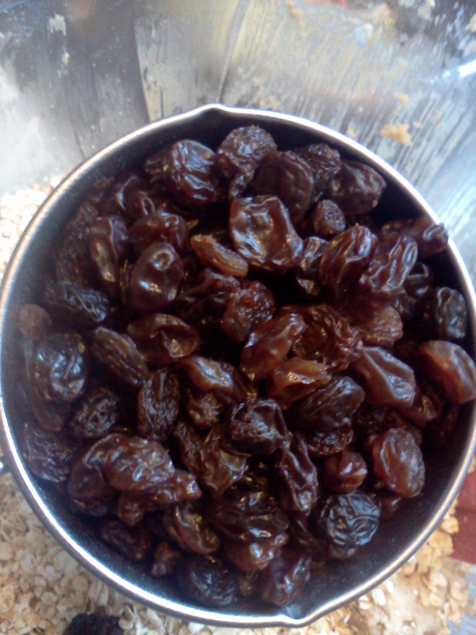 raisins! Sugar Dish Me