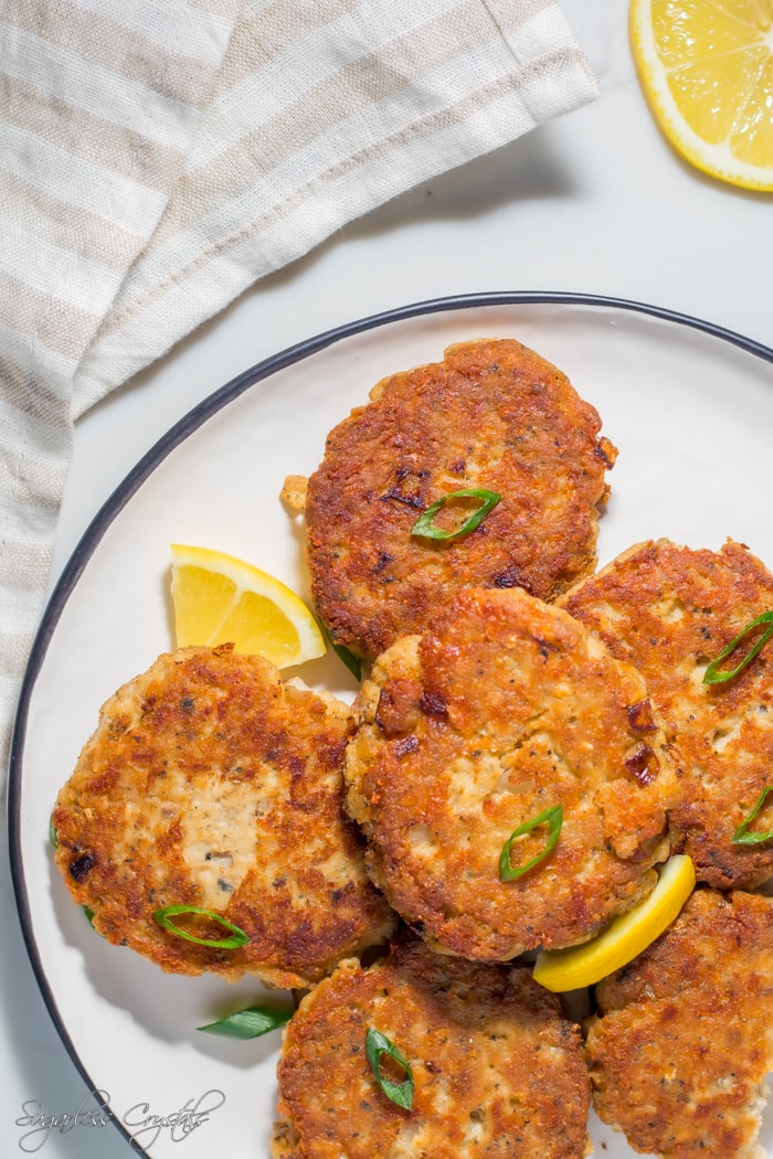 Keto Salmon Cakes