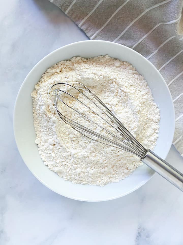 What is the Difference Between Bleached and Unbleached Flour? Sugary