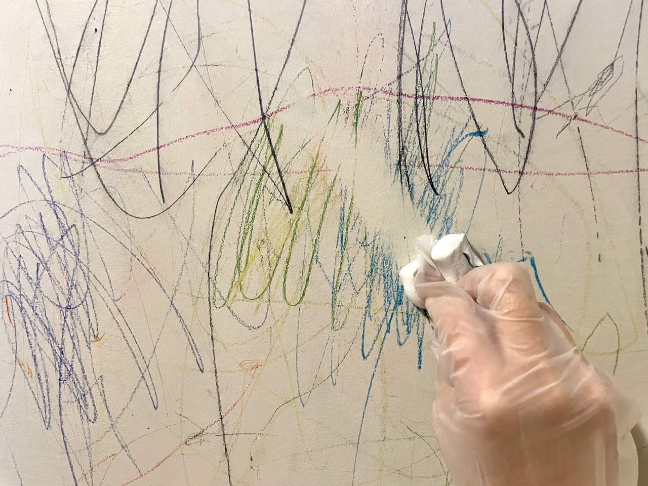 How to Remove Crayon from Wall 5 Best Ways