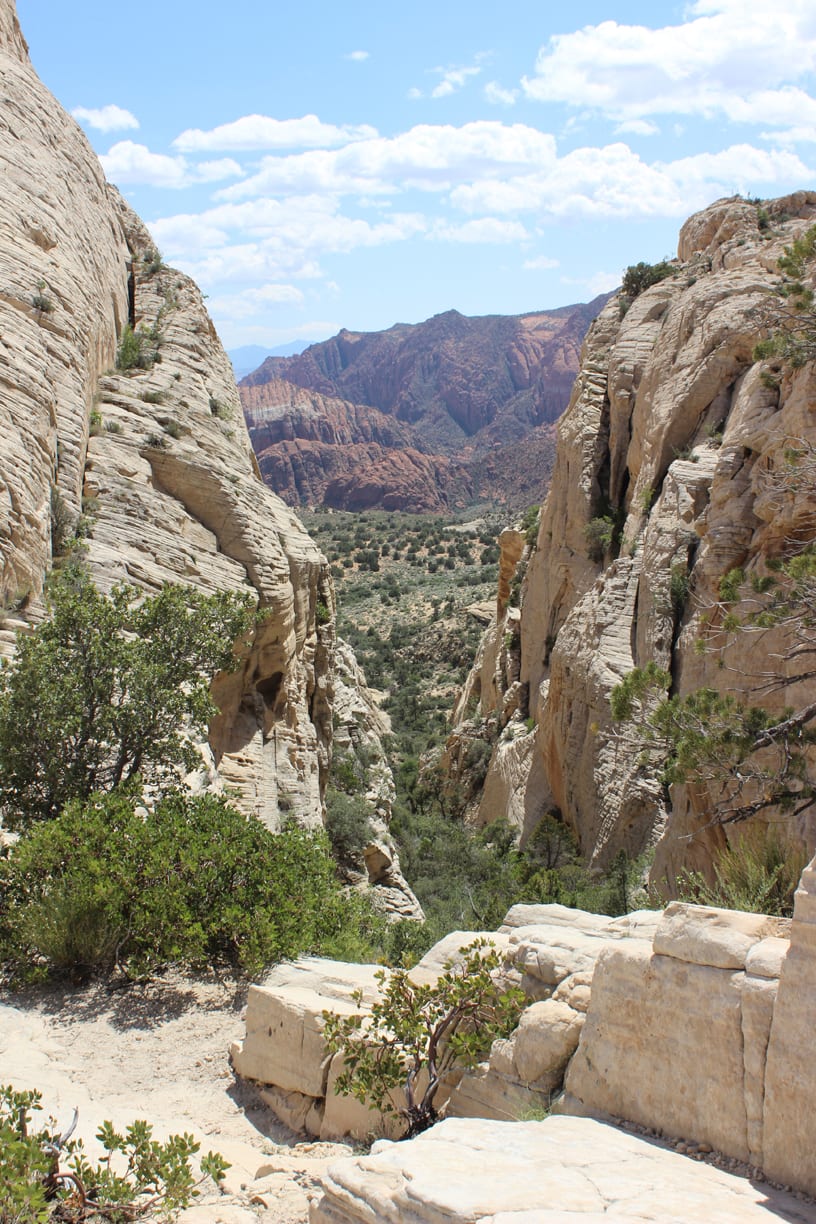 Hiking Southern Utah Whiterocks Amphitheater Trail The Independent