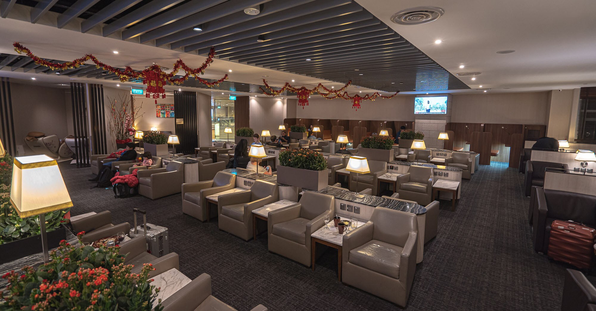 Review SATS Premier Lounge Singapore Changi Airport Terminal 2
