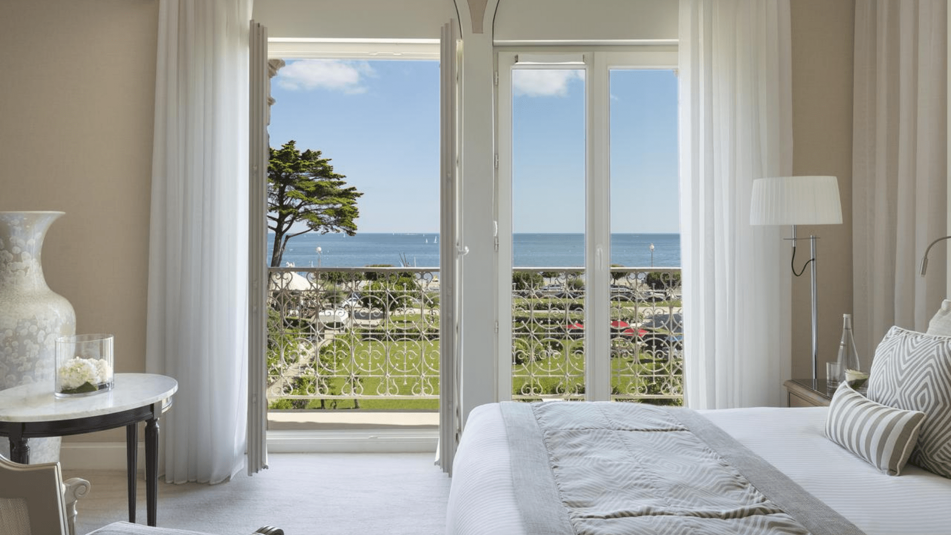 Hôtels Barrière tout savoir sur ces hôtels de luxe d'exception