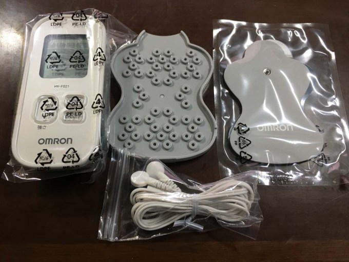 オムロンの低周波治療器ｈｖ ｆ０２１を購入
