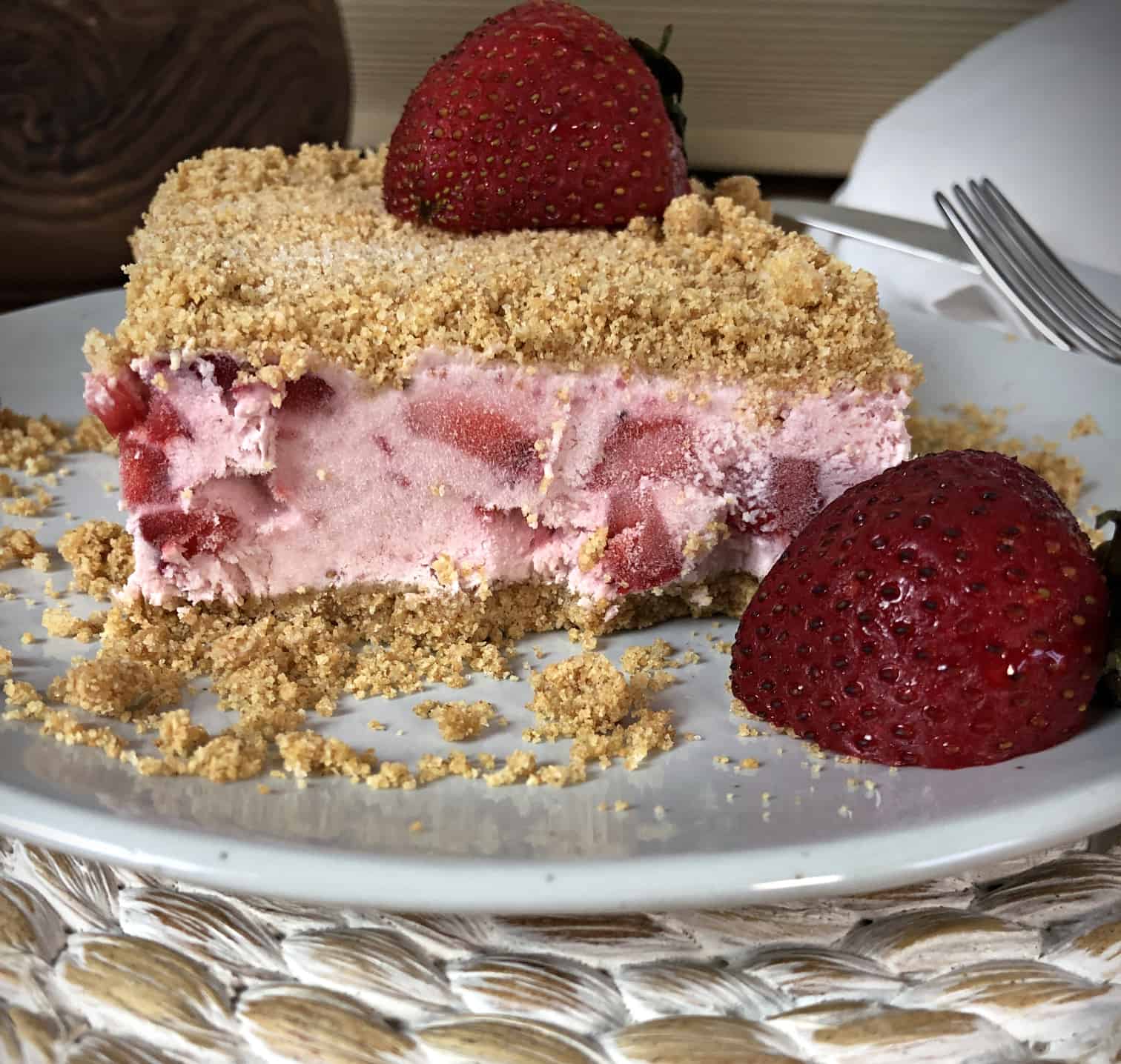 Frozen Strawberry Dessert No Bake Summer Dessert Sula and Spice
