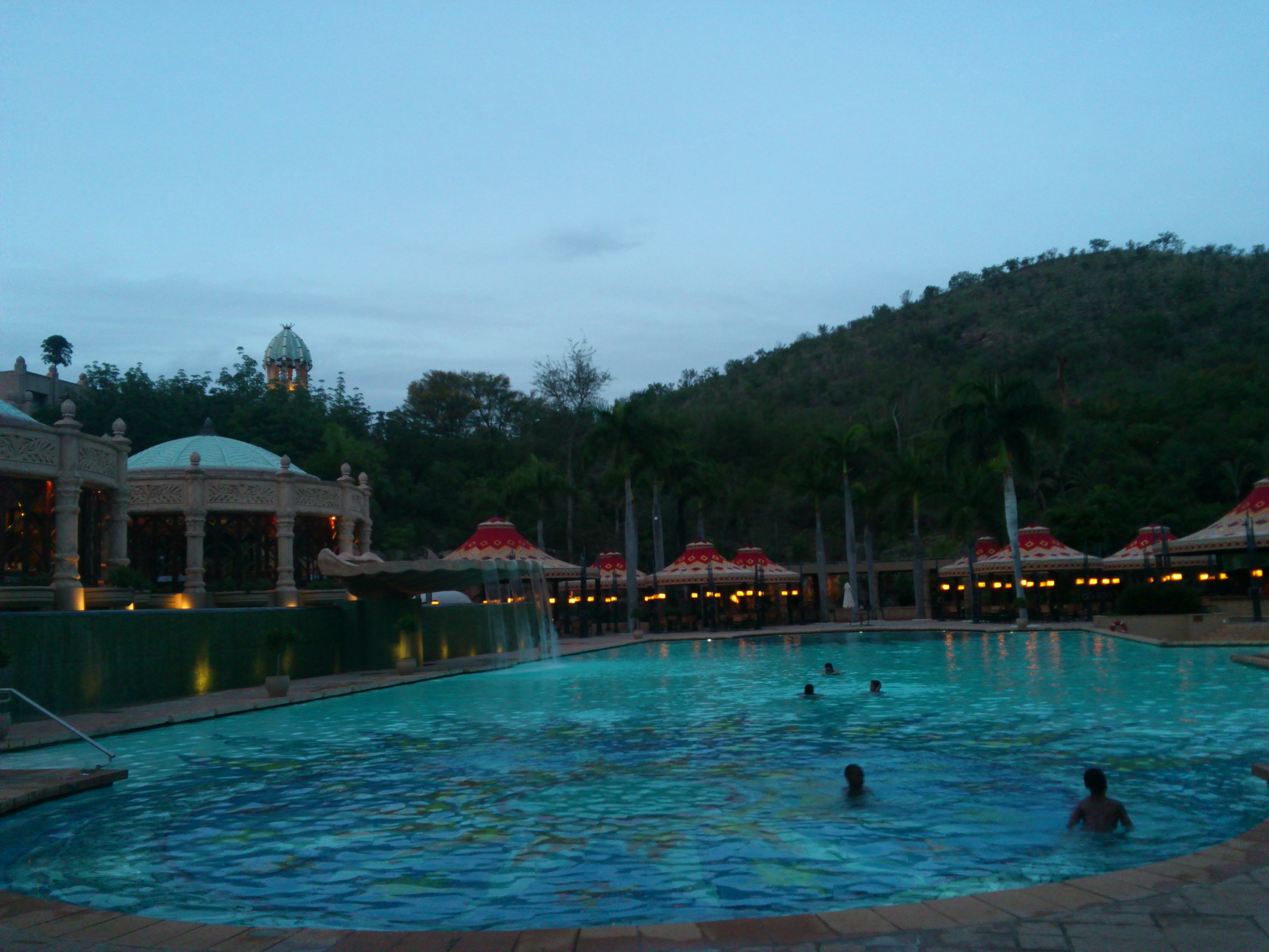 48 hours in Sun International Sun City, Bakubung and Pilansberg suletta