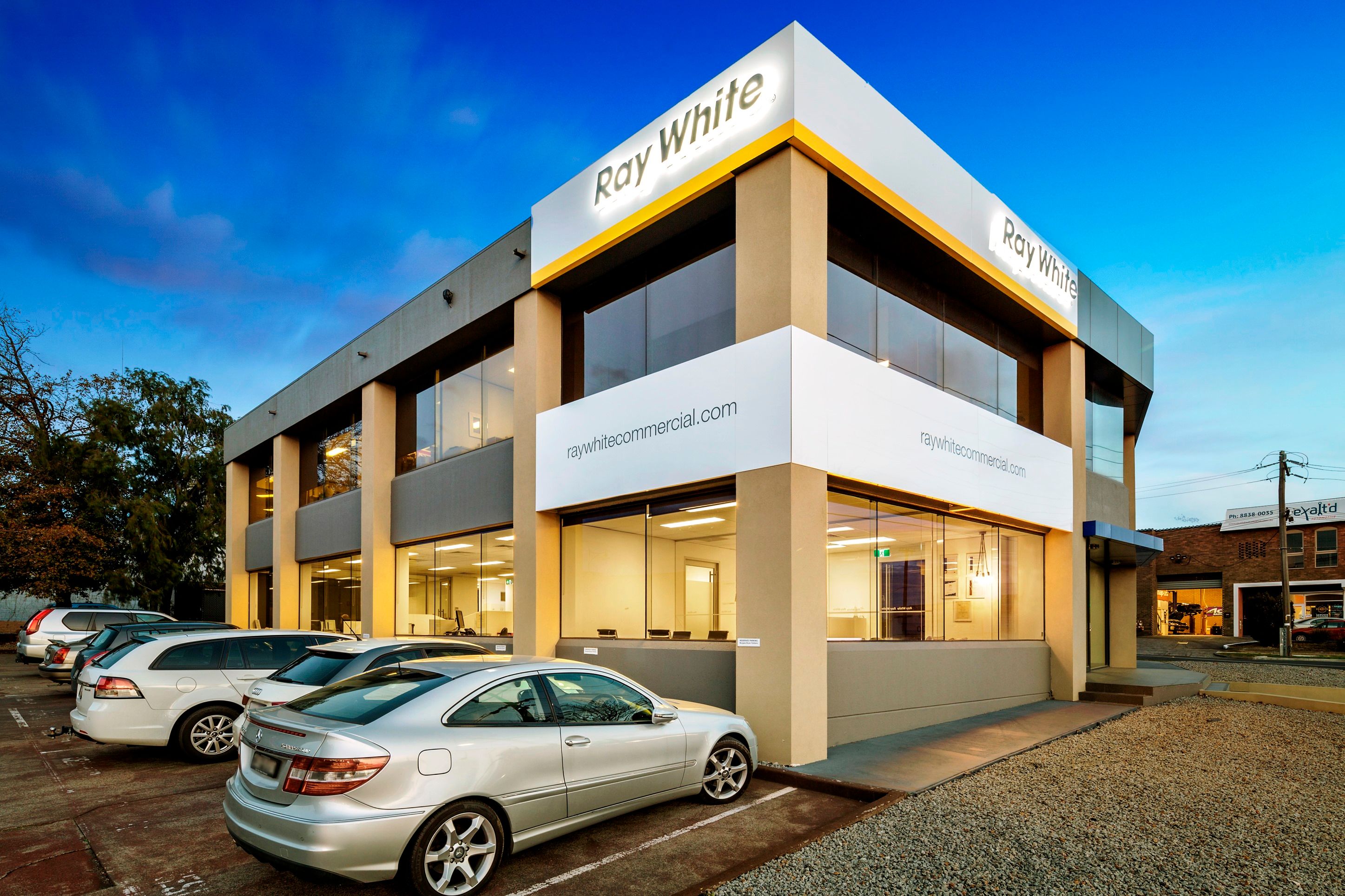 Commercial Electrician Geelong, Surf Coast, and Nearby Areas Sulex